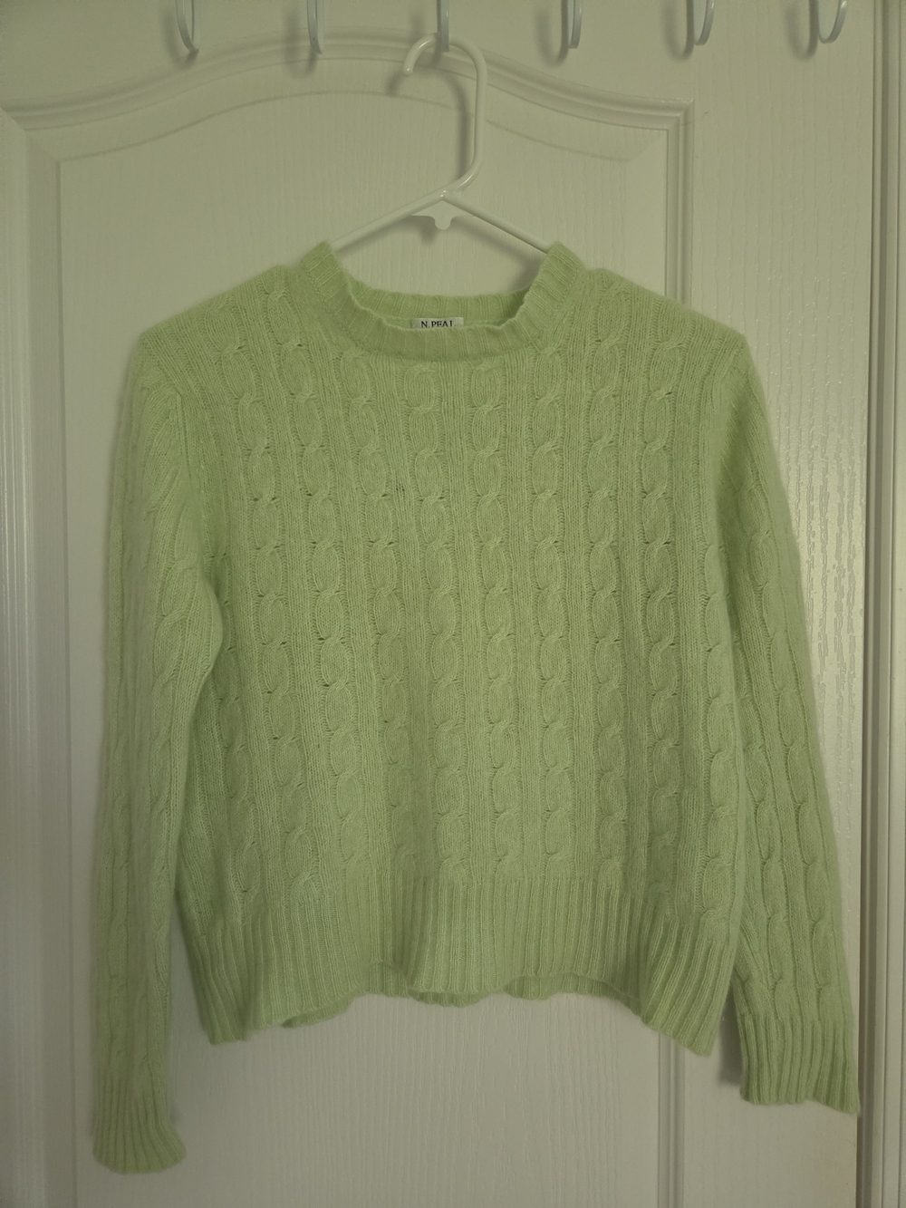 ​N. Peal Scottish Cashmere Cable Knit Sweater Pastel Mint Green Quiet Luxury L